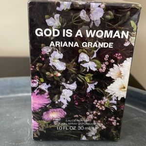 GOD IS A WOMAN EDP